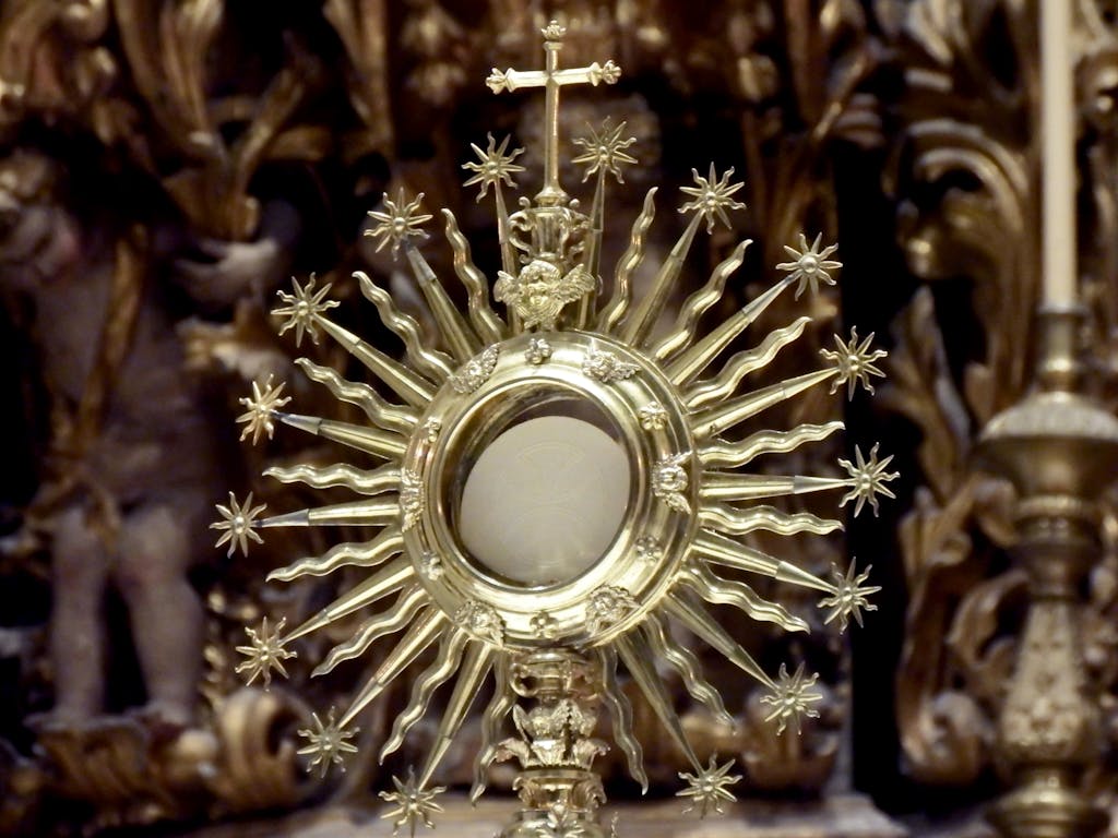 The Rich Silence of the Eucharist